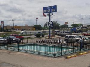 austin motor inn