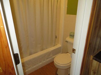 Country Inn Motel,Houston>>Fort Leonard Wood,2 star