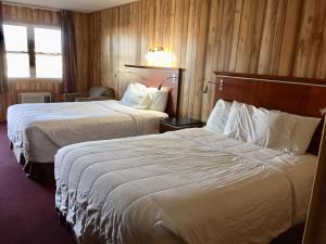 country inn motel