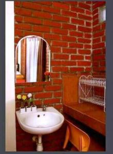 bantal guling villa bandung