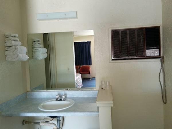 crystal motel