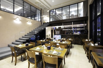 sulaf luxury hotel