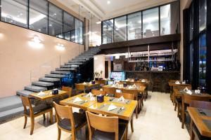 sulaf luxury hotel