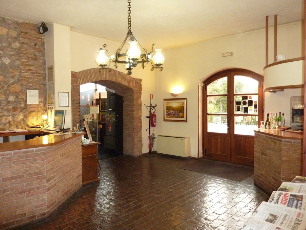 Hotel La Rocca,Narni Scalo>>Narni,3 star