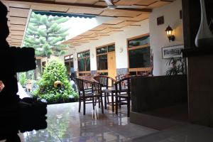 hotel priangan cirebon