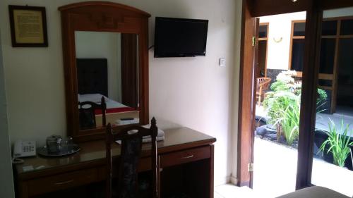 hotel priangan cirebon