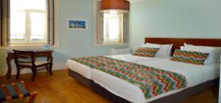 Dukes Corner Guest House,Maia>>Bonfim,3 star