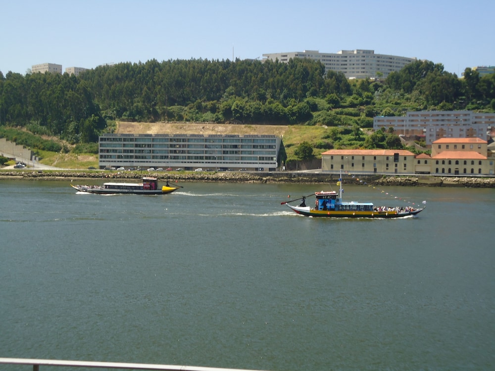 dukes corner guest house