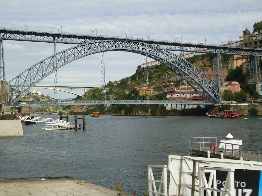 dukes corner guest house