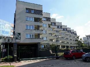 Media Park,Praga Poludnie>>Oltarzew,4 star