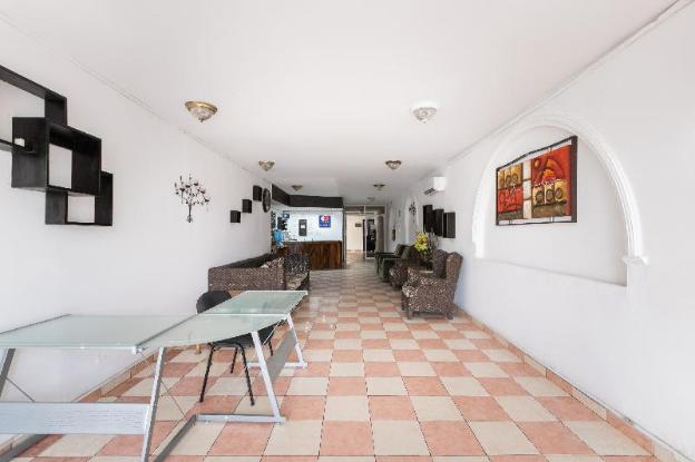 zona dorada inn