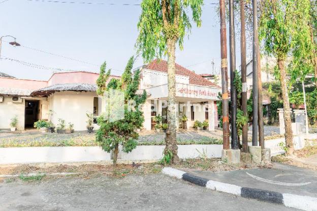 cherry pink hotel medan mitra reddoorz