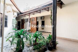 cherry pink hotel medan mitra reddoorz