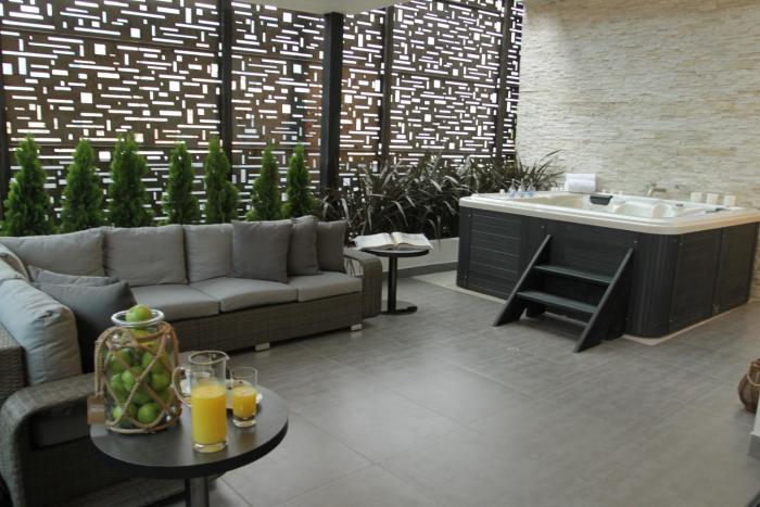 hotel 47 medellin street