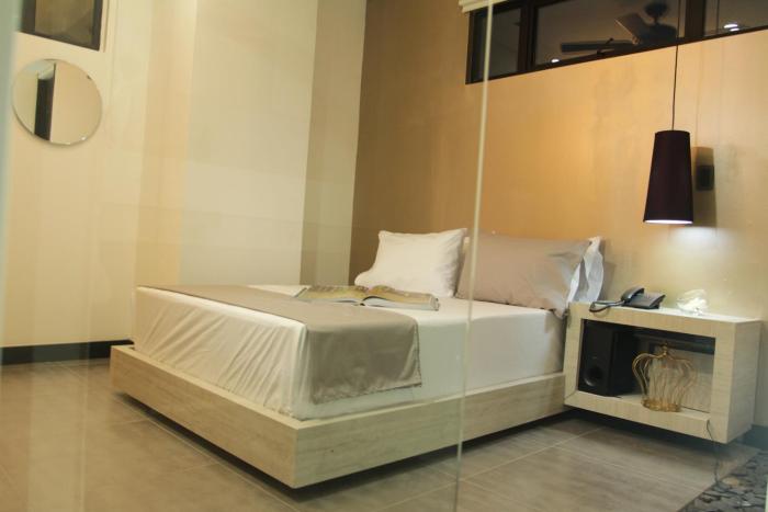 hotel 47 medellin street