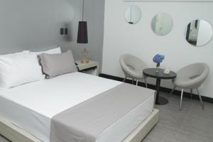 hotel 47 medellin street