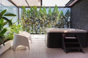 hotel 47 medellin street