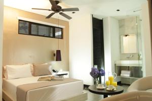 hotel 47 medellin street