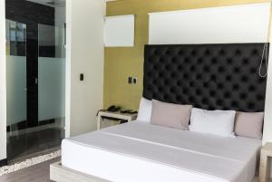 hotel 47 medellin street