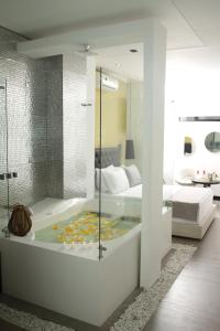 hotel 47 medellin street