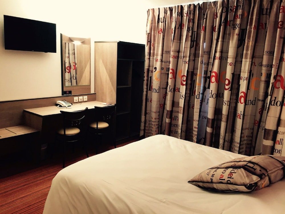 ace hotel travel athee sur cher