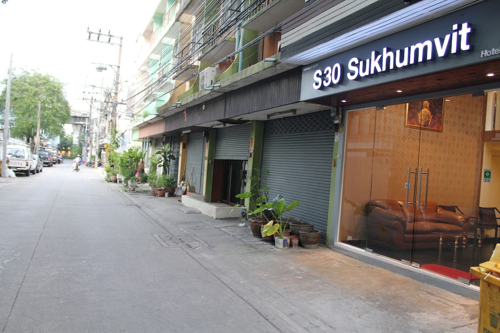 s30 sukhumvit hotel