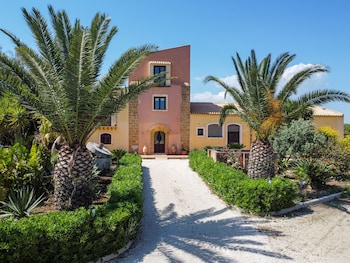 Torre Tabia,Maragani>>Agrigento,3 star