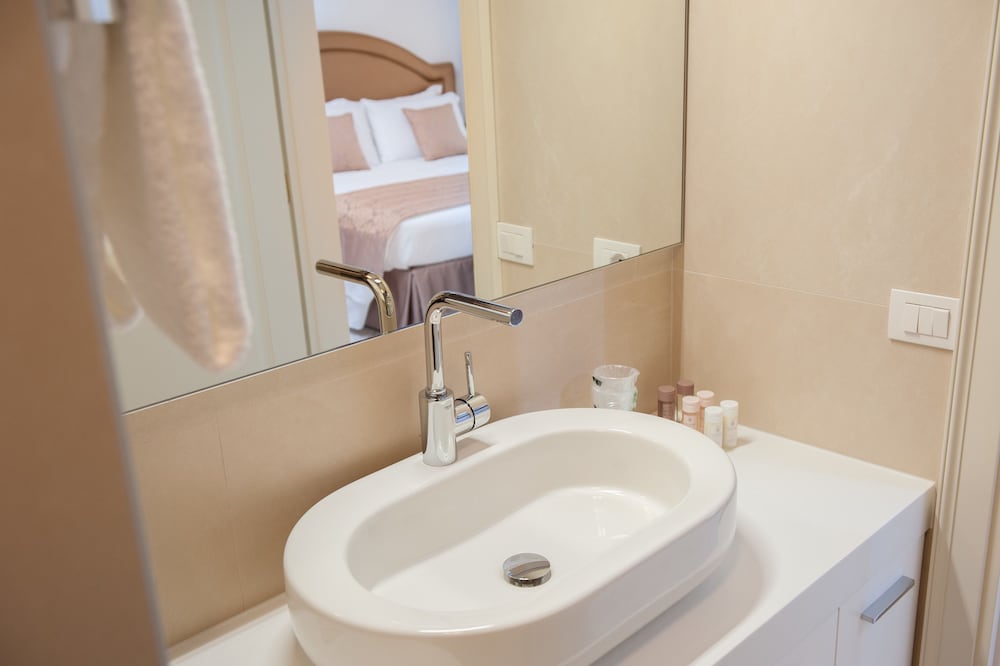 san teodoro palace luxury apartments