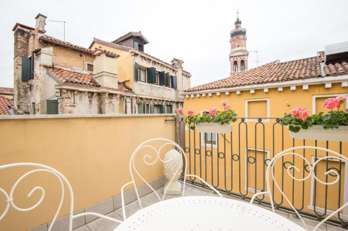 san teodoro palace luxury apartments