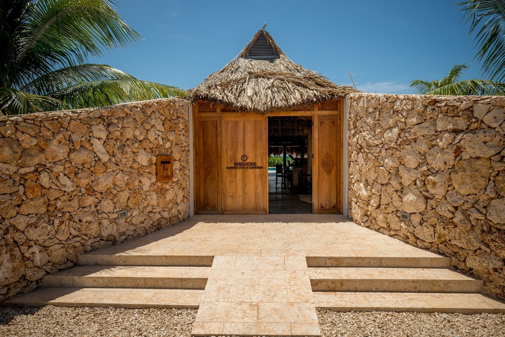 windhoek resort bonaire