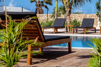 windhoek resort bonaire