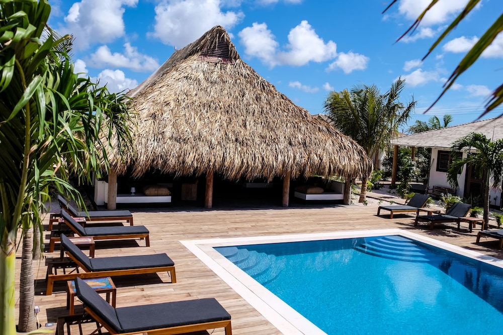 windhoek resort bonaire