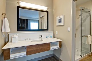 hampton inn and suites by hilton grande prairie