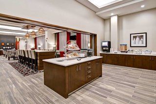 hampton inn and suites by hilton grande prairie