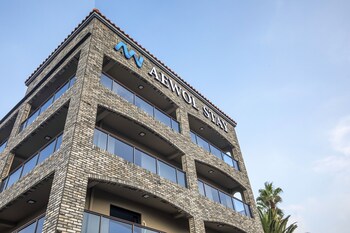 aewol stay in jeju hotel and resort