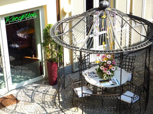 santa giulia hotel e residence