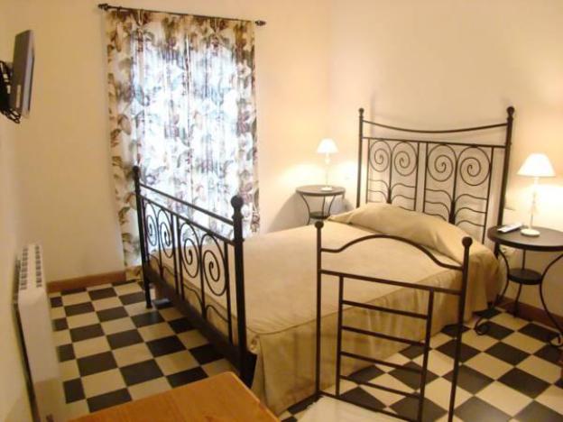 malaga lodge guesthouse