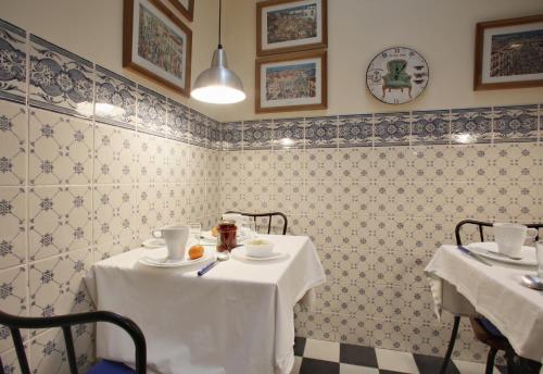 malaga lodge guesthouse