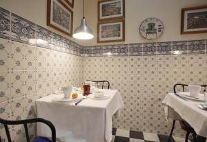 malaga lodge guesthouse