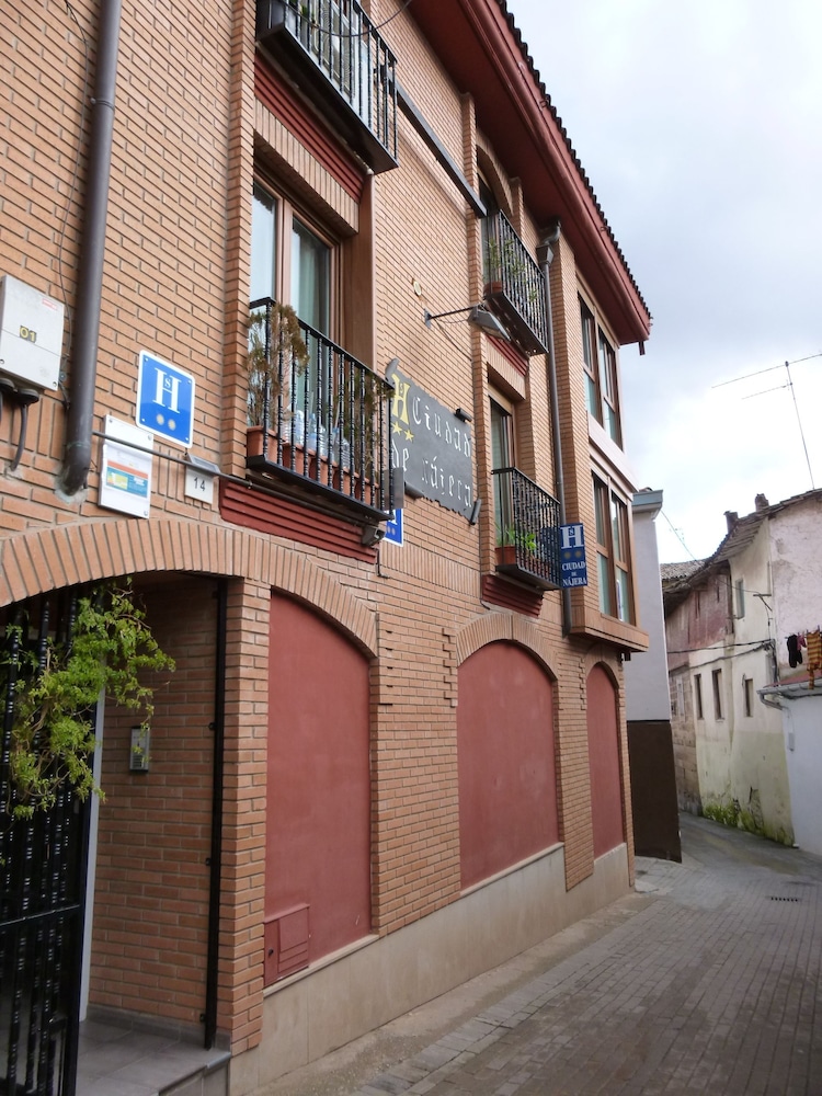 hostal ciudad de najera