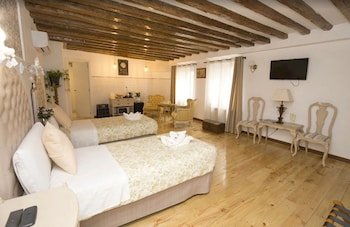 hostal central palace madrid