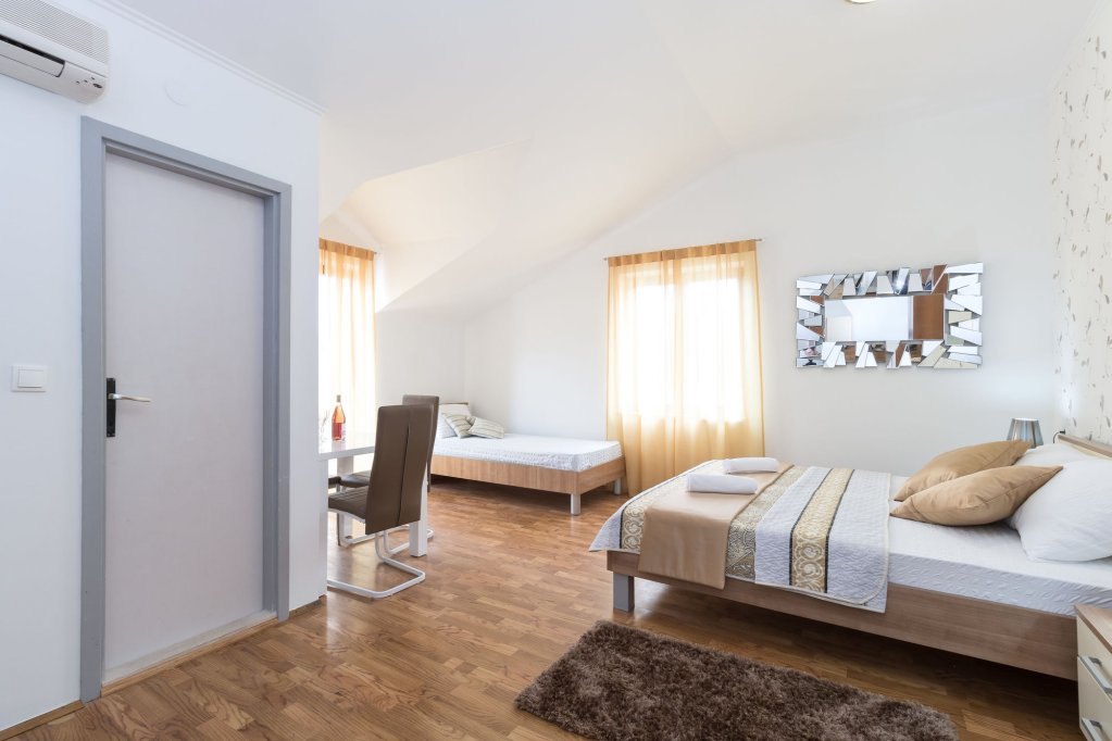 Villa Voinic,Dubrovnik>>Cavtat,3 star