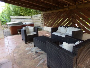 Chambres D'hotes Du Domaine Capiet,,1 star