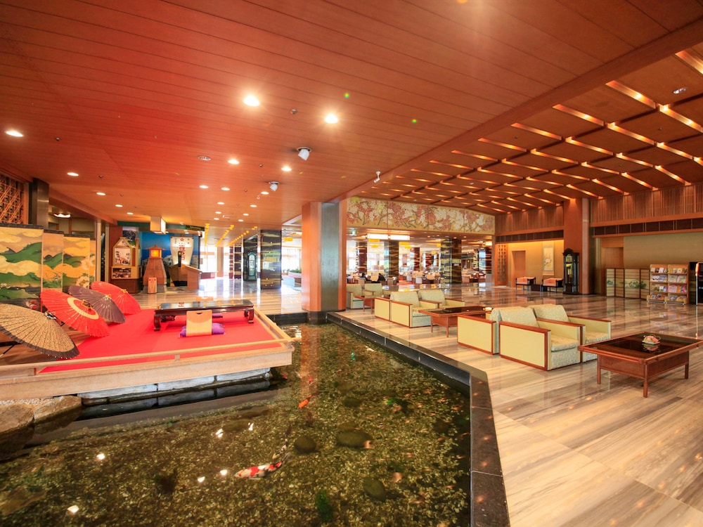yamashiro onsen miyabi no yado kaga hyakumangoku