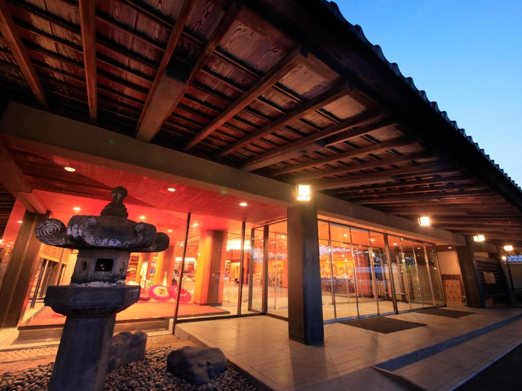 yamashiro onsen miyabi no yado kaga hyakumangoku