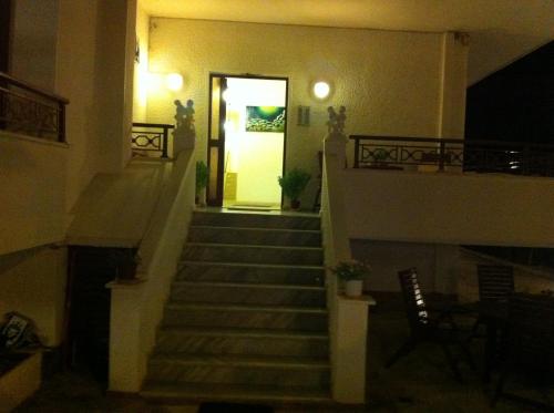 chris studios and apartments