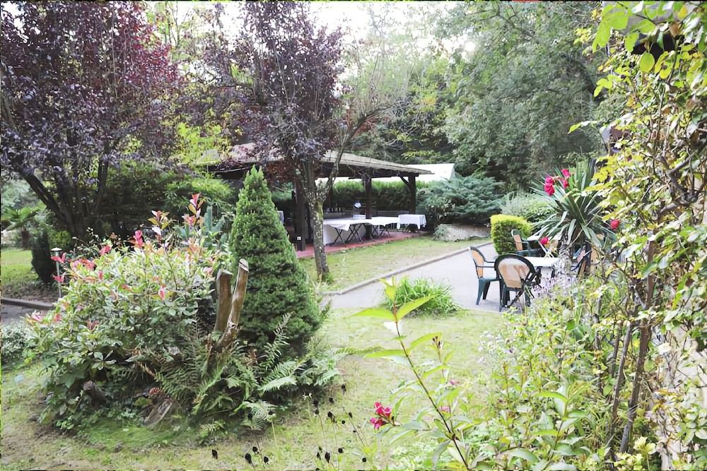 hotellerie de la cascade