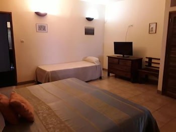 Hotel Le Colbert,Near Antsiranana Cathedral,2 star