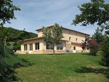 La Ferme Du Chapi,In Saint-Laurent-D'oingt,3 star