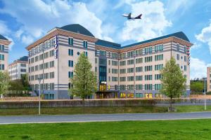 Park Inn By Radisson Brussels Airport,Brussels Airport>>Brussels,4 star